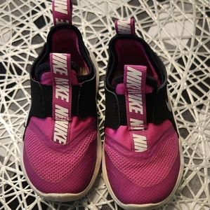 Girls Nike Shoes Size C7